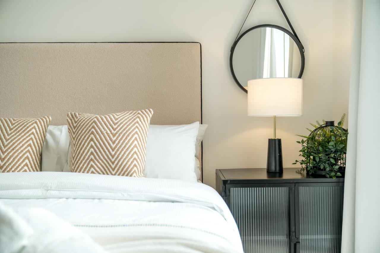 Luxurious Spacious 2Bed Suites Skyline River Views By Canary Wharf Лондон Экстерьер фото